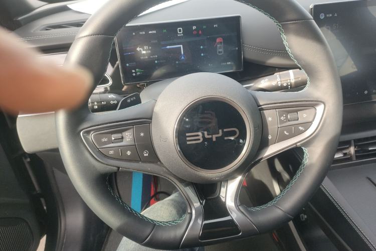 Used BYD Seal 06 New Energy 2025 DM-i Smart Drive 80KM Prestige Model
