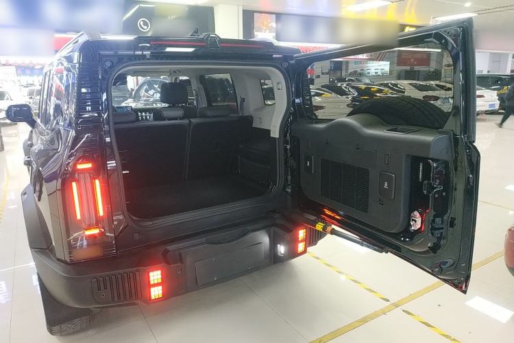 Used JETOUR Traveler 2023 2.0T Four-Wheel Drive Conqueror