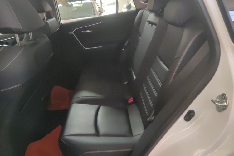 Used Toyota RAV4 2023 2.0L CVT Two-Wheel Drive Fashion Plus Edition
