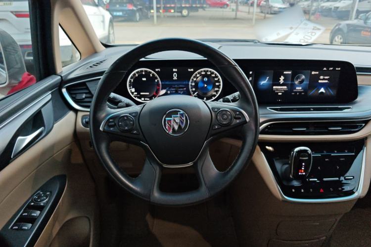 Used Buick GL8 2021 ES Land Cruiser 653T Luxury Edition