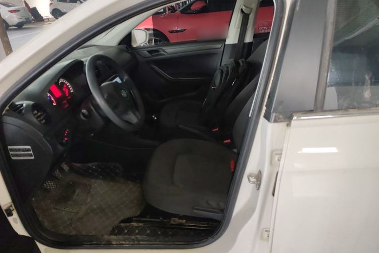 Used Volkswagen Jetta 2015 Value Edition 1.6L Manual Fashionable Style