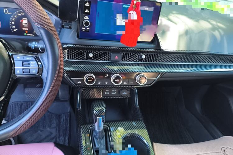 Used Honda Civic 2023 240TURBO CVT Dynamic · Center Stage Special Edition
