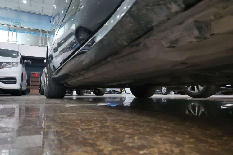 Used Mercedes-Benz R-Class 2014 R 320 4MATIC Business Model
