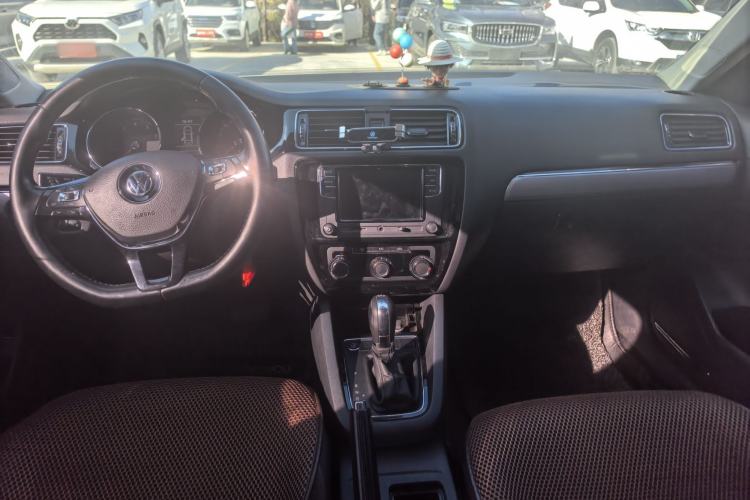 Used Volkswagen Sagitar 2018 280TSI DSG Comfort Model
