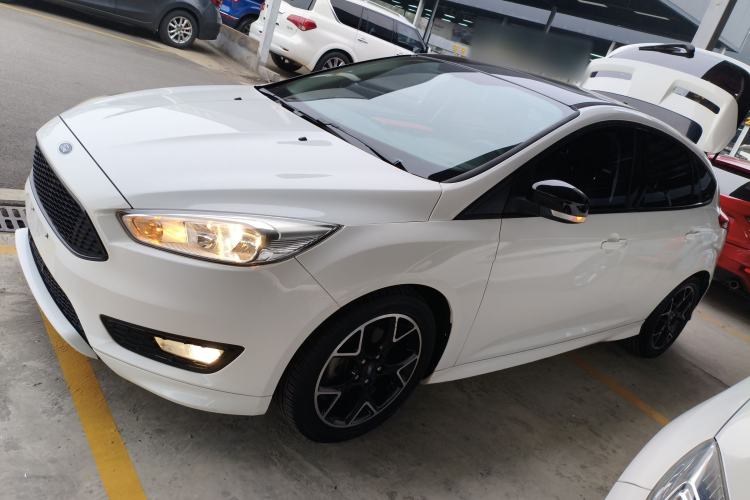 Used Ford Focus 2017 1.5T CTCC White and Black Limited Edition

