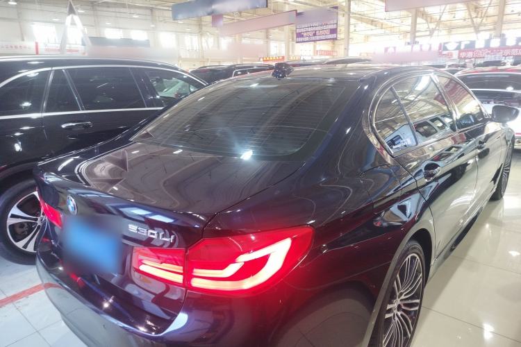 Used BMW 5 Series 2018 Facelifted 530Li xDrive M Sport Package