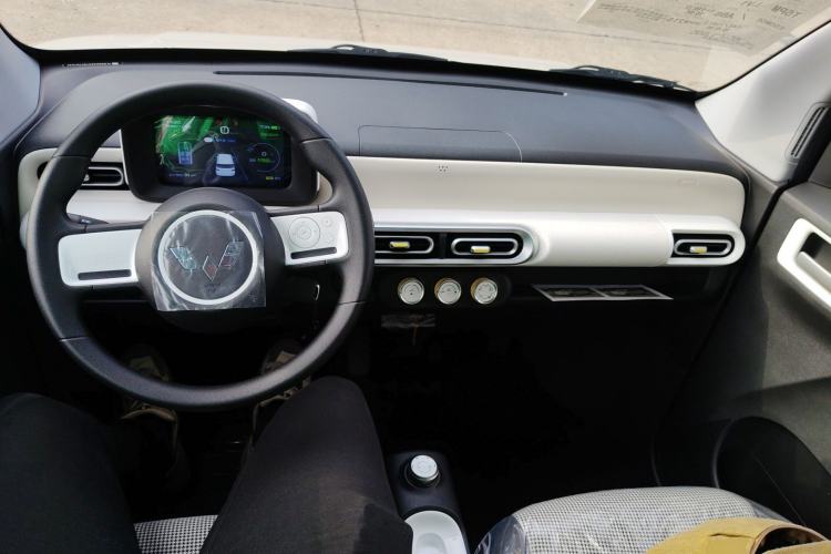 Used Wuling Hongguang MINIEV 2024 3rd Generation 215km Youth Edition