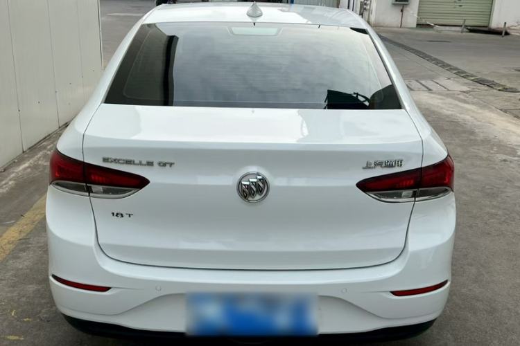 Used Buick GT 2018 18T Automatic Elite Model
