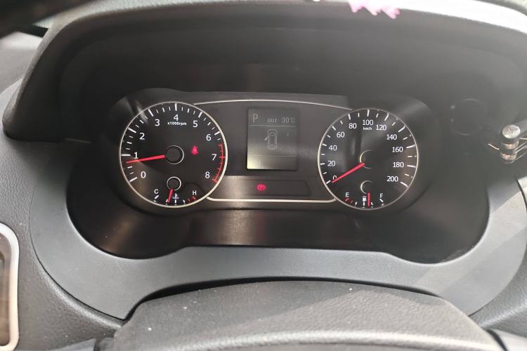 Used Land X7 2015 2.0T Panoramic Prestige Edition
