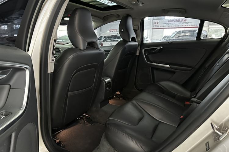 Used Volvo S60 2019 S60L Facelift T5 Smart Luxury Elite Edition
