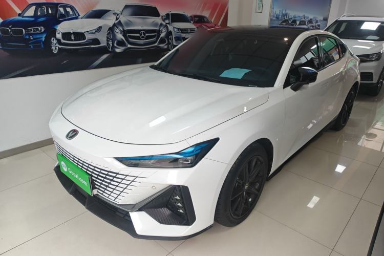 Used Changan UNI-V 2023 1.5T Prestige Model