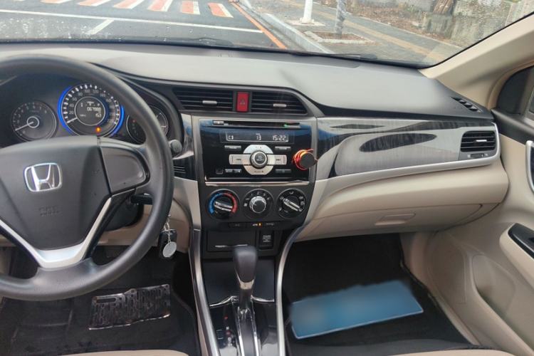 Used Honda Crider 2013 1.8L automatic comfort version
