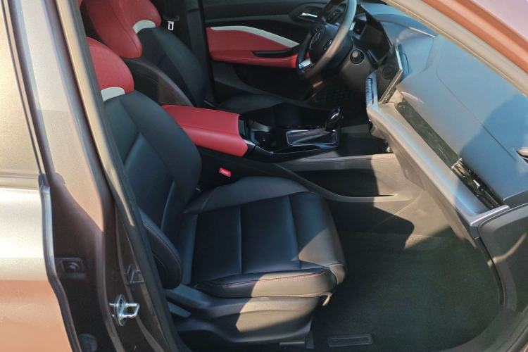 Used MG 5 2021 180 DVVT CVT Youth Luxury Edition
