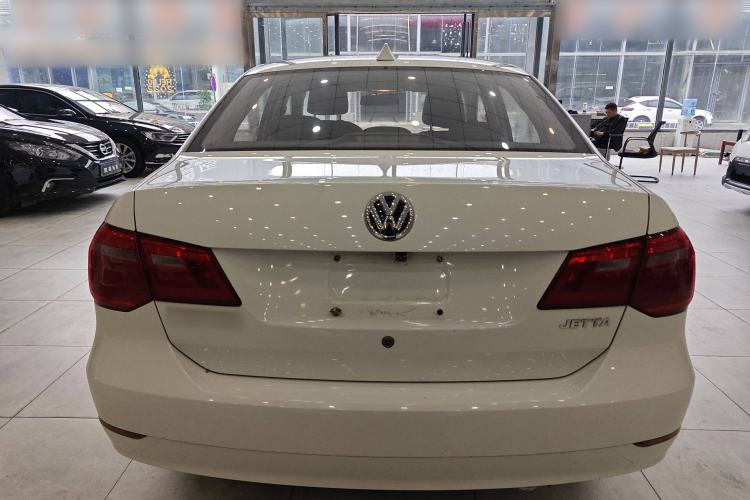 Used Volkswagen Jetta 2015 Zhuihui Edition 1.4L Manual Fashion Model
