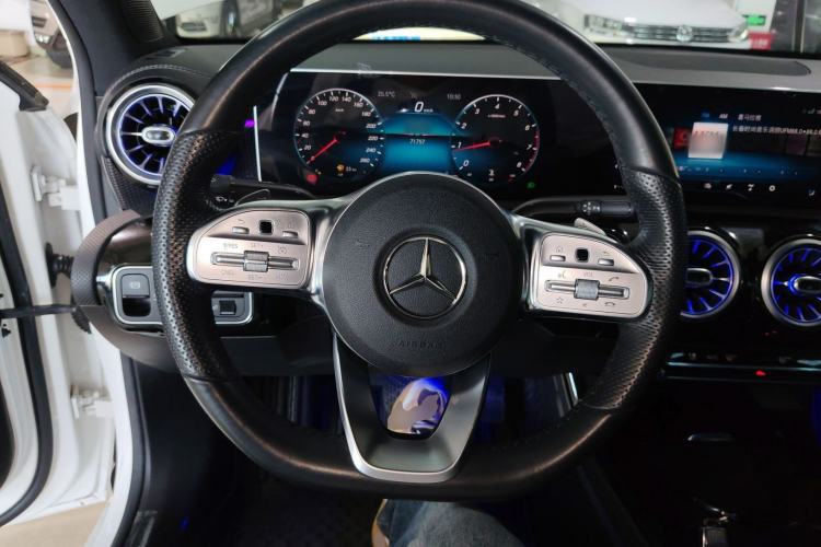 Used Mercedes-Benz A-Class 2020 Restyled A 200 L Sport Sedan Fashion Version
