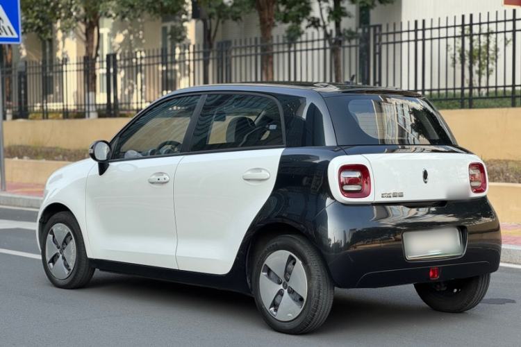 Used ORA Black Cat 2021 301 km Basic Version
