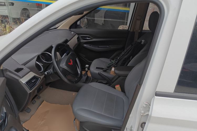 Used Wuling Hongguang 2021 1.5L Revised S Standard Version with Electric Power Steering LAR
