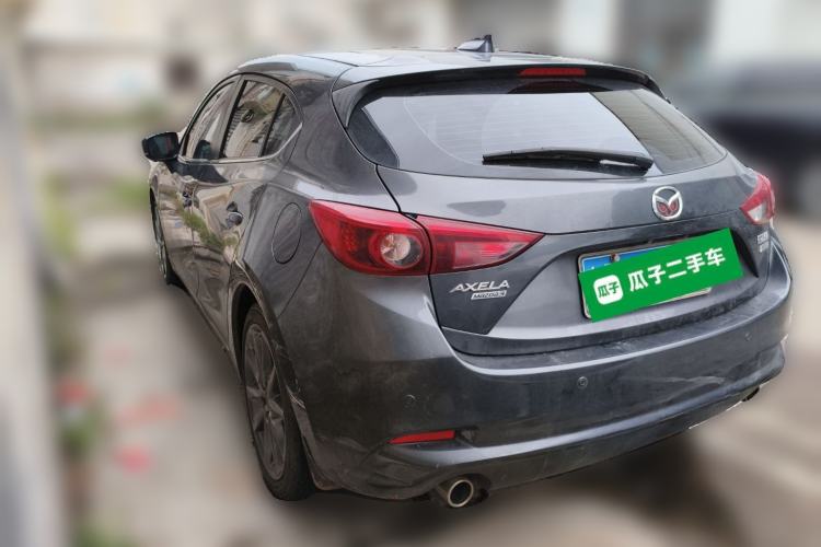 Used Mazda Mazda 3 Axela 2017 Hatchback 2.0L Automatic Luxury Model Emission Standard China V
