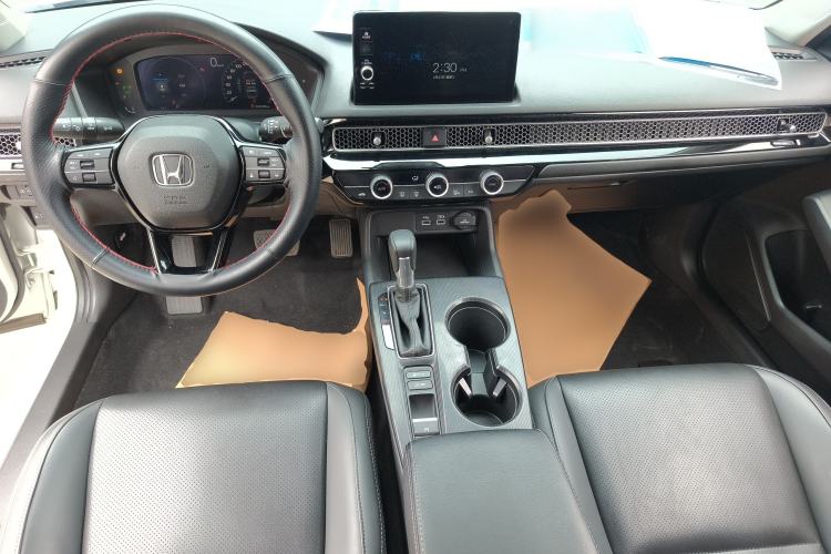 Used Honda Civic 2023 240TURBO CVT Dynamic Edition
