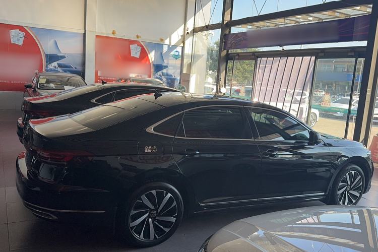 Used Volkswagen Passat 2024 380TSI Elite Edition
