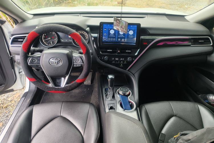 Used Toyota Camry 2021 2.0G Luxury Edition
