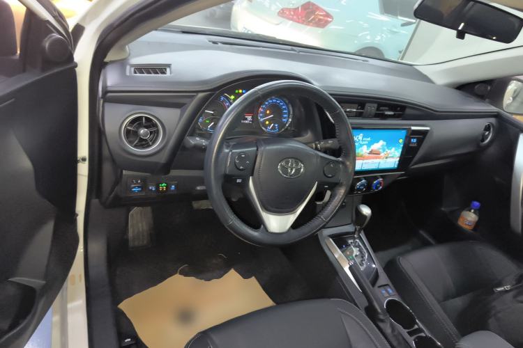 Used Toyota Corolla 2017 Revised Version 1.2T S-CVT GL-i Leather Edition
