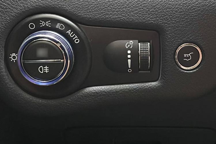 Used  Cherokee 2016 2.4L Superior Edition
