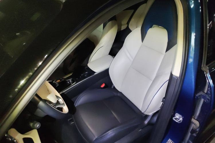 Used Lynk & Co 01 2017 2.0T Two-Wheel Drive Zhaopu Version
