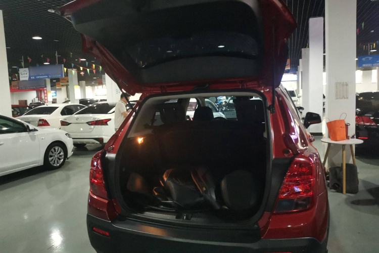 Used Chevrolet Trax 2016 1.4T Automatic Two-Wheel Drive Comfort Version with Sunroof