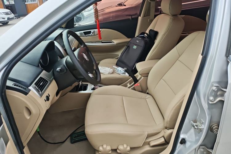 Used Buick Excelle 2013 1.5L Automatic Classic Model
