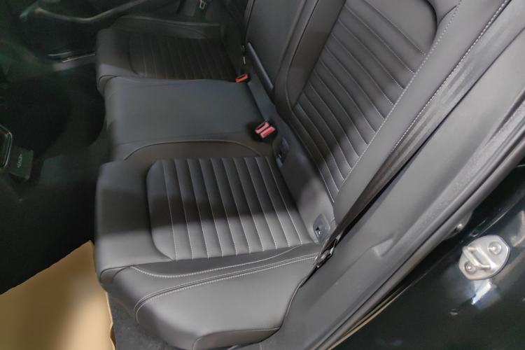 Used Volkswagen Magotan 2025 Zhongxiang Version 280TSI DSG Comfort Edition