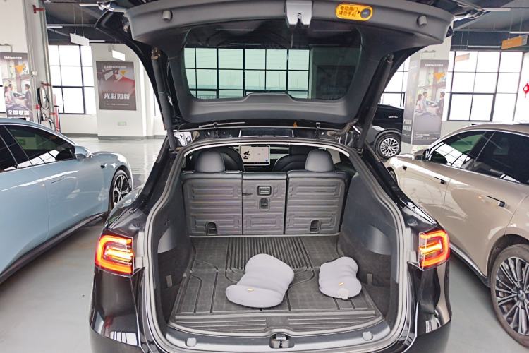 Used Tesla Model Y 2021 Performance High-Performance All-Wheel-Drive Version
