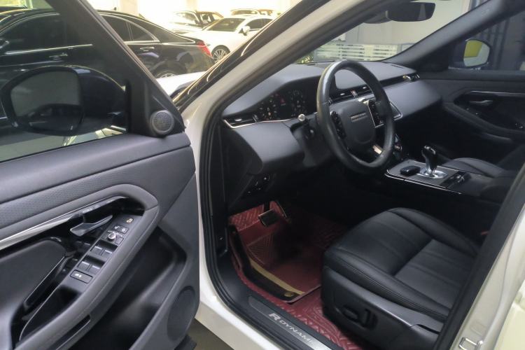 Used Land Rover Range Rover Evoque 2020 249 PS R-DYNAMIC S Black Edition Sport Version