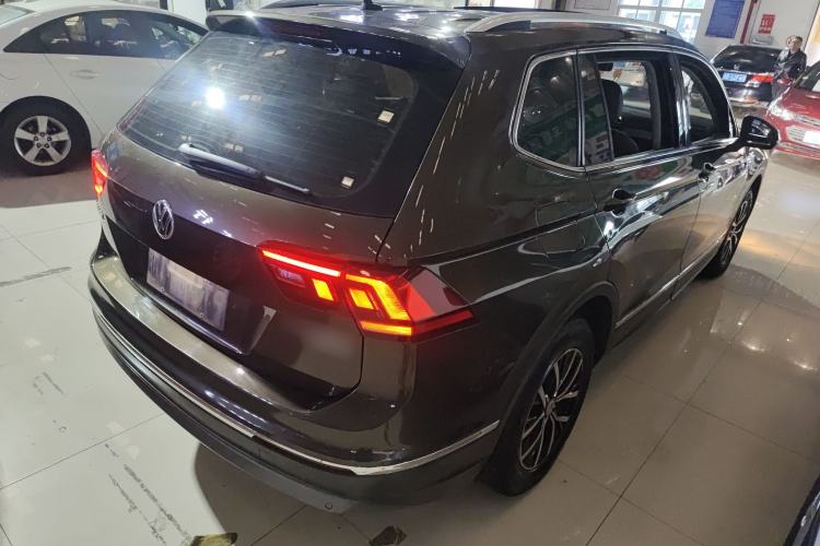 Used Volkswagen Tiguan L 2018 Facelift 330TSI Automatic Two-Wheel Drive Luxury Edition
