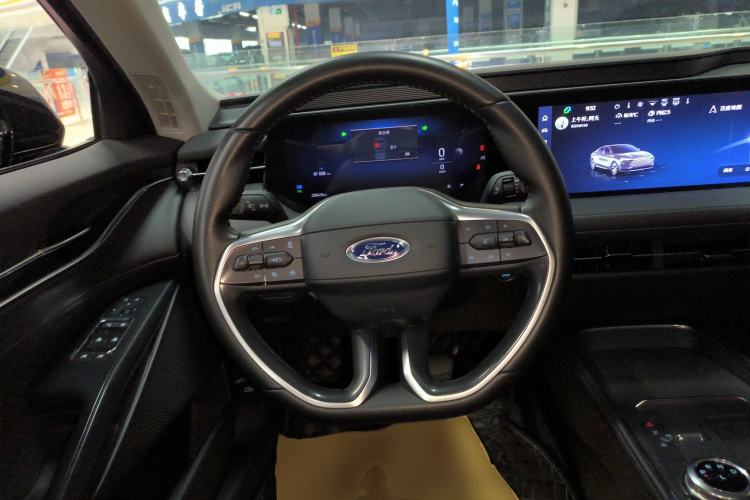 Used Ford Mondeo 2025 2.0T EcoBoost Luxury Version
