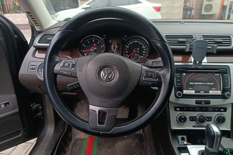 Used Volkswagen Magotan (Import) 2015 Travel Edition 2.0 TSI Comfort Version