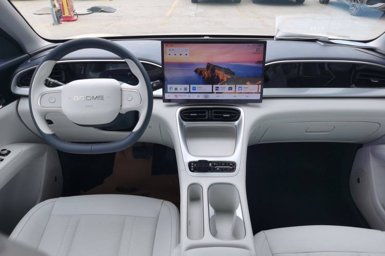 Used  Geome 2025 310km Dream Edition
