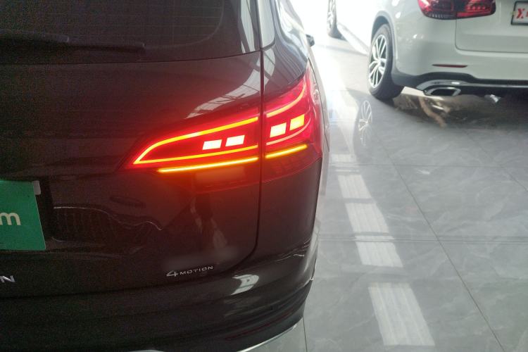 Used Volkswagen Tayron 2020 380TSI Four-Wheel Drive Luxury Connect Pro Edition
