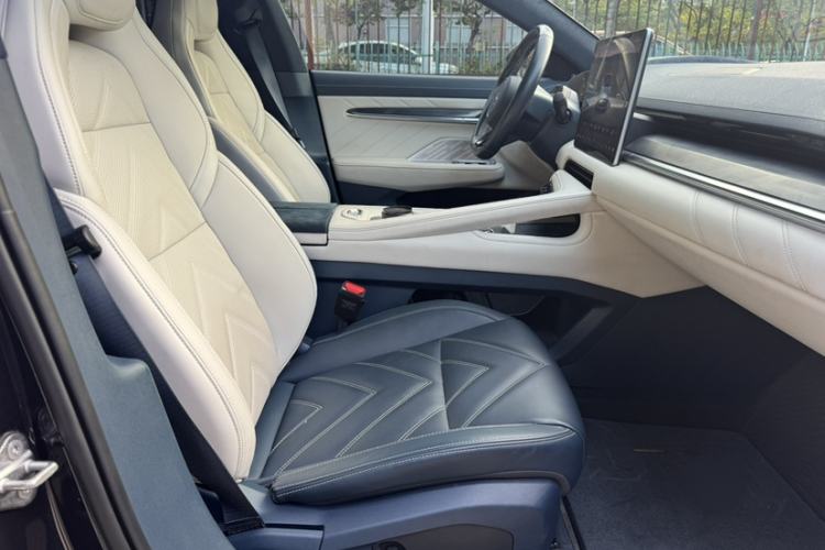 Used Zeekr 001 2022 Ultra-Long Range Dual-Motor YOU Version
