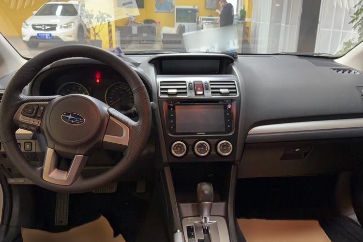 Used Subaru XV 2016 2.0i Comfort Navigation Edition
