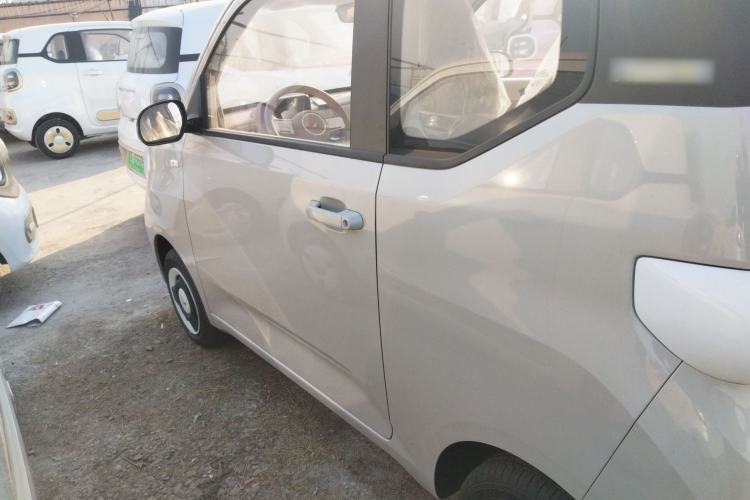 Used Wuling Hongguang MINIEV 2024 3rd Generation 215km Youth Edition
