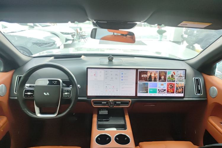 Used Li Auto L8 2023 Pro Model
