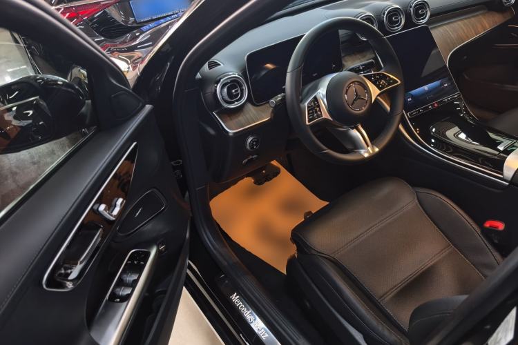 Used Mercedes-Benz C-Class 2024 Facelift C 260 L
