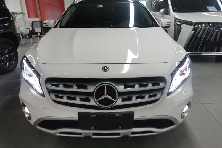 Used Mercedes-Benz GLA 2017 GLA 220 4MATIC Fashion Model
