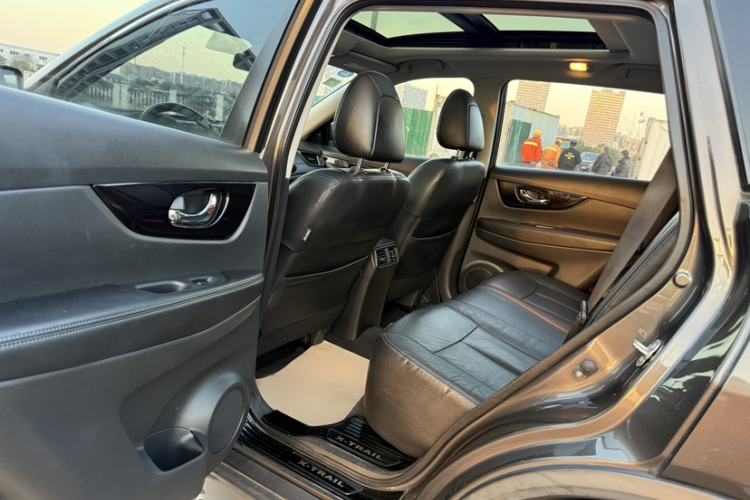 Used Nissan X-Trail 2019 2.0L CVT Smart Connect Comfort Edition 2WD