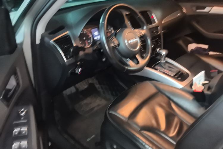 Used Audi Q5 2015 40 TFSI Technology Edition
