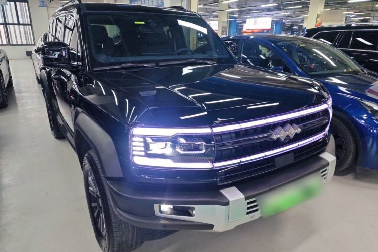 Used Formula Leopard Leopard 5 2023 Navigator Edition