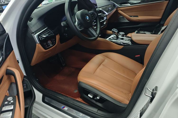 Used BMW 5 Series 2019 530Li Leading Model M Sport Package
