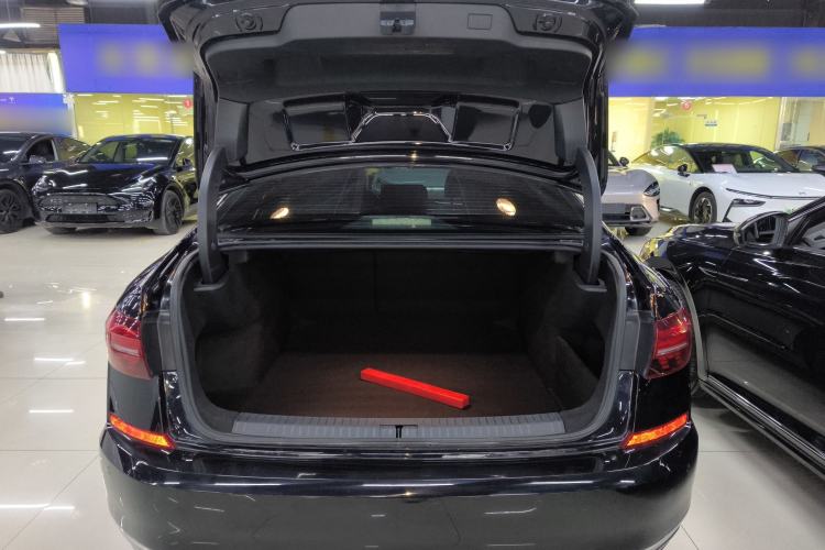 Used Volkswagen Passat 2020 330TSI Elite Edition China VI
