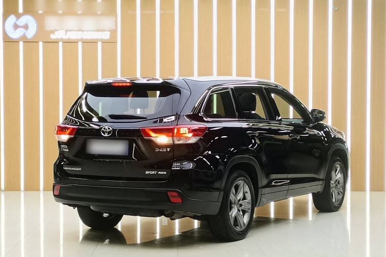 Used Toyota Highlander 2018 2.0T Four-Wheel Drive Luxury Edition 7 Seats China V Emission Standard
